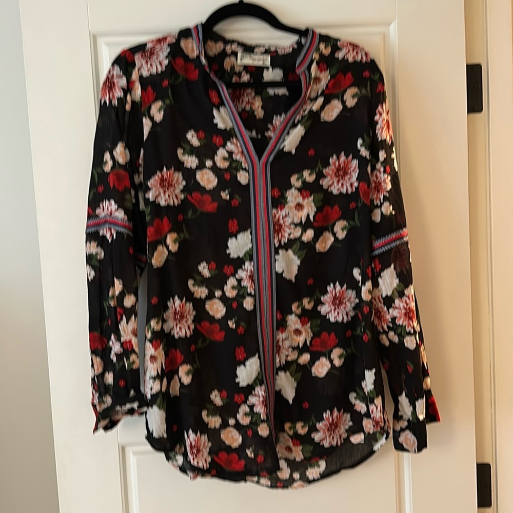 Black floral long sleeve blouse